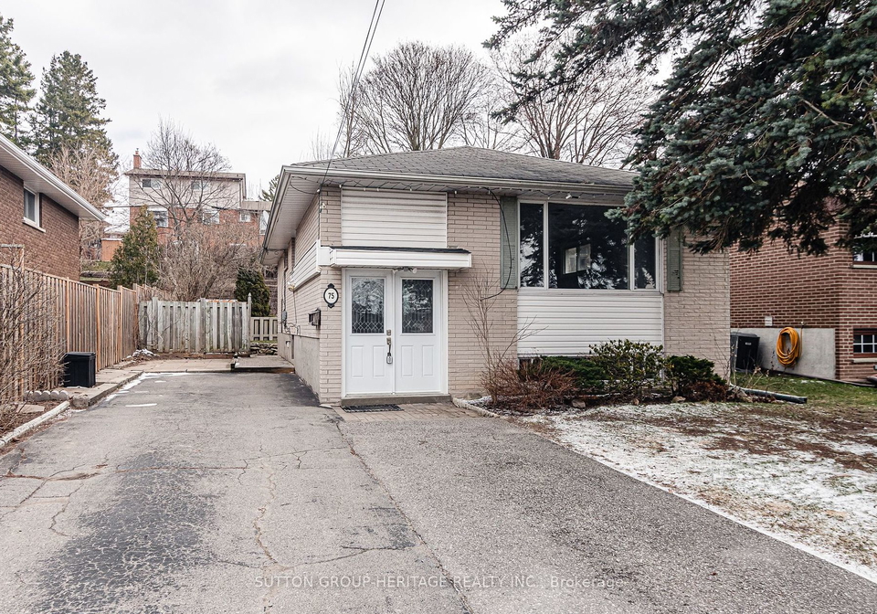 75-keewatin-street-s-oshawa-ontario-e8169812