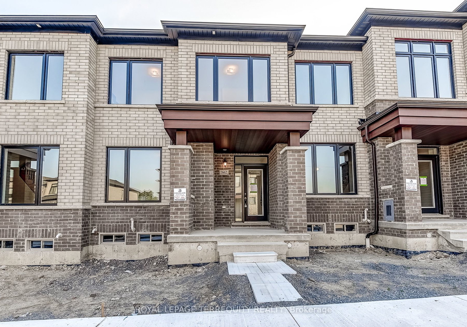 2662-delphinium-trail-pickering-ontario-e9254334
