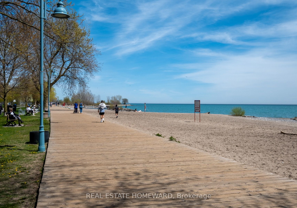 123-woodbine-avenue-toronto-ontario-e9308070