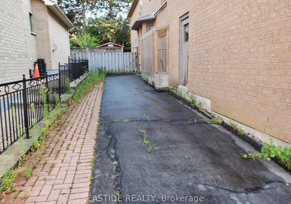 62-bradgate-drive-markham-ontario-n10411630