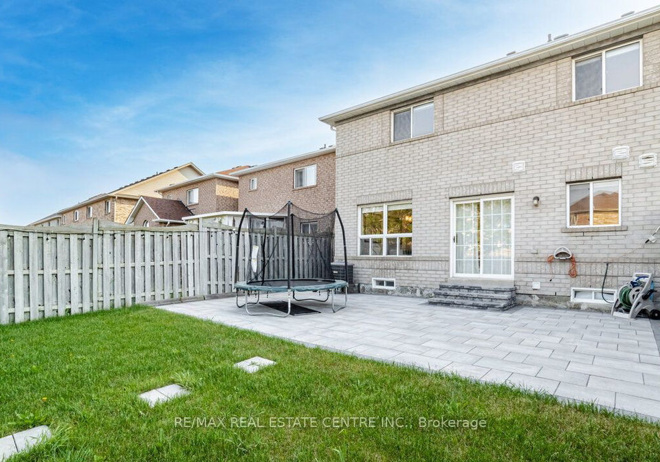 83-convoy-crescent-vaughan-ontario-n10421234
