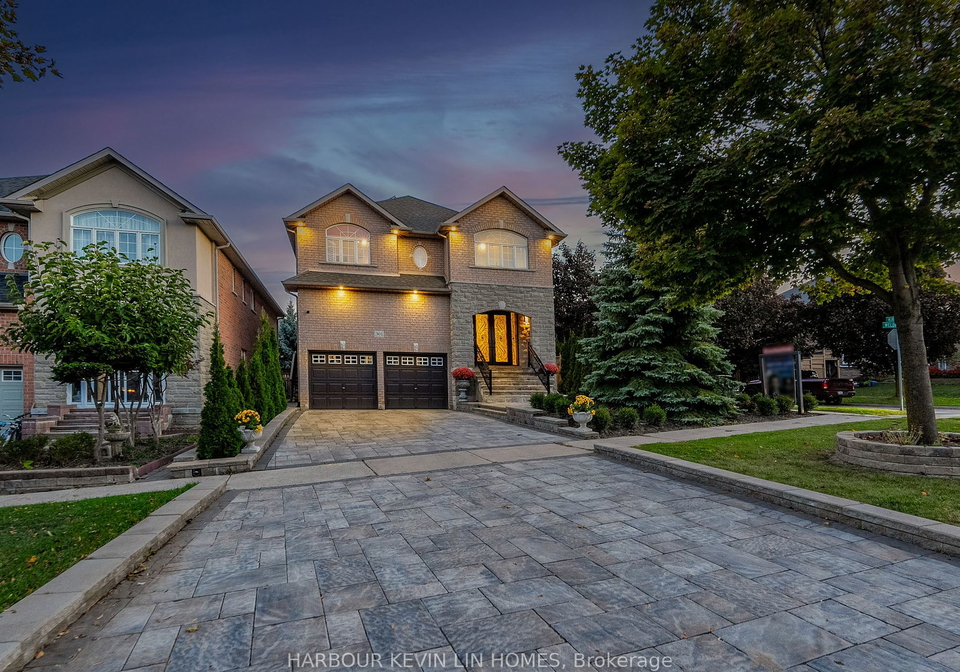 301-weldrick-road-e-richmond-hill-ontario-n10426006