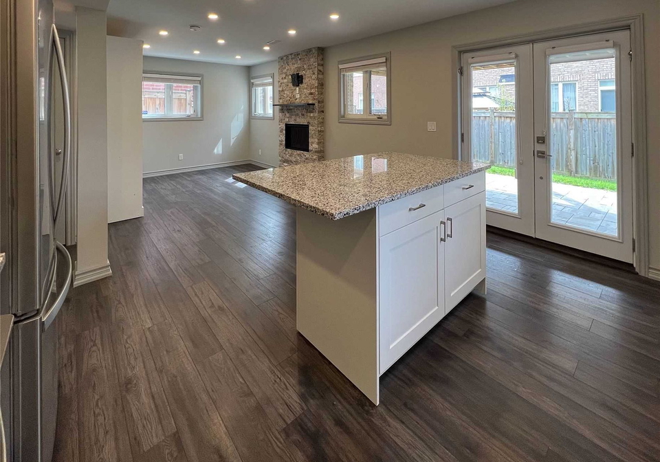 70-juglans-crescent-whitchurch-stouffville-ontario-n11906231