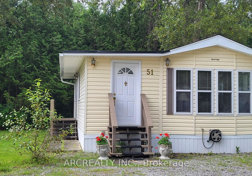 51-horseshoe-circle-georgina-ontario-n11915742