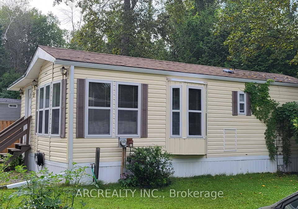 51-horseshoe-circle-georgina-ontario-n11915742