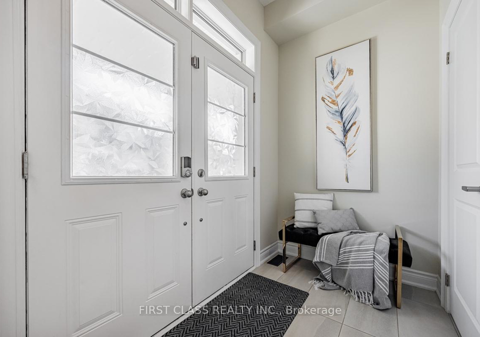 8-reign-lane-markham-ontario-n11929697