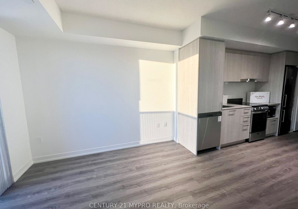 195-commerce-street-vaughan-ontario-n11946189