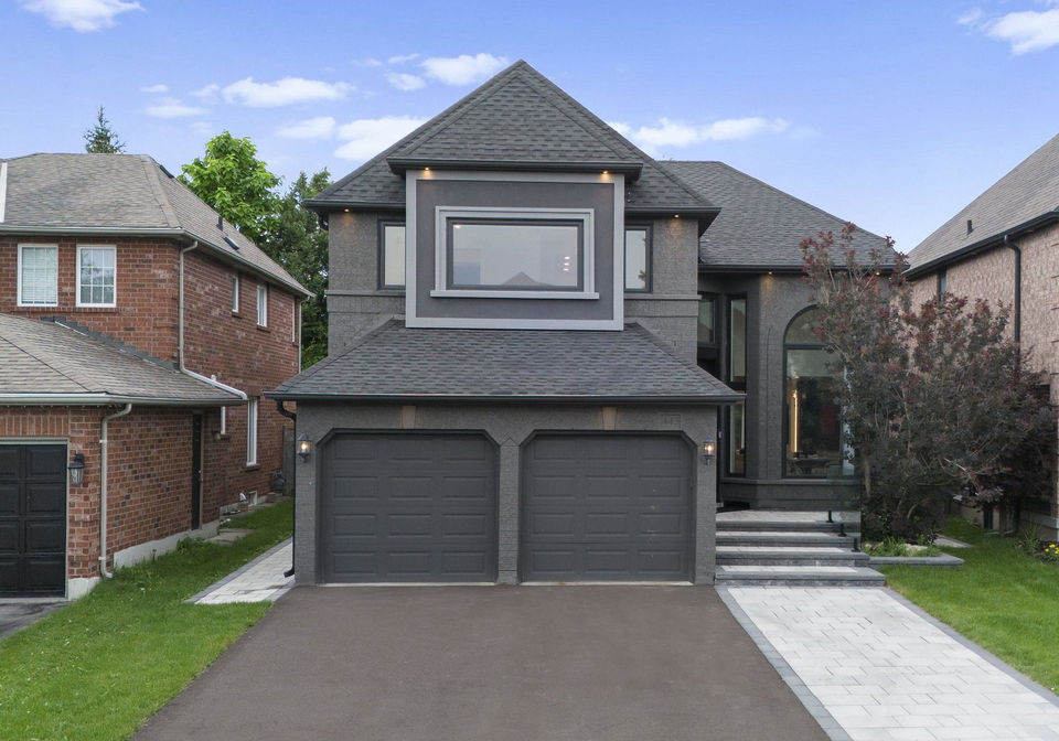 443-silken-laumann-drive-newmarket-ontario-n11955089