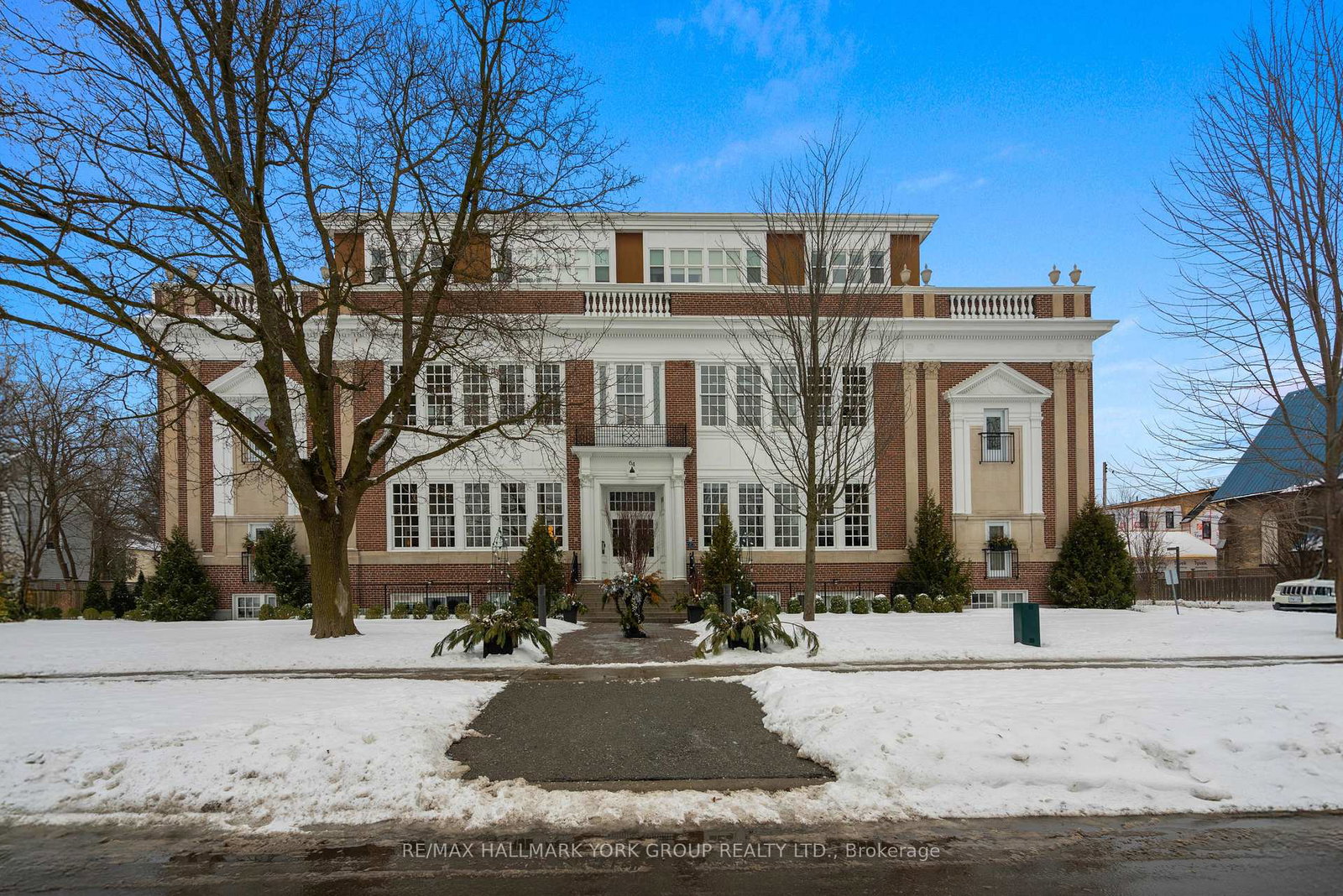 64-wells-street-aurora-ontario-n11955482