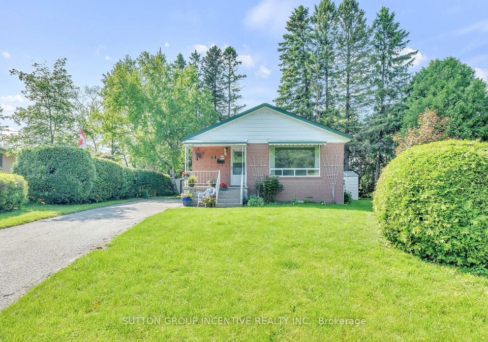 8-webster-drive-aurora-ontario-n11963588