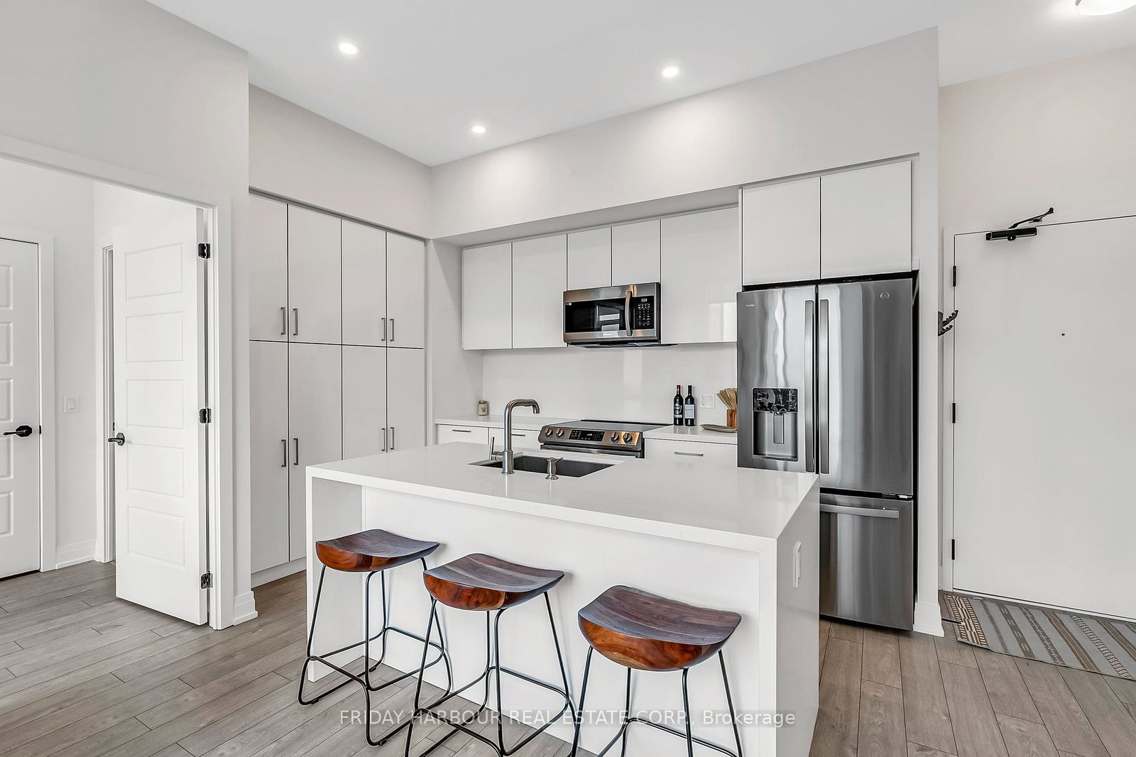 415-sea-ray-avenue-innisfil-ontario-n11981478