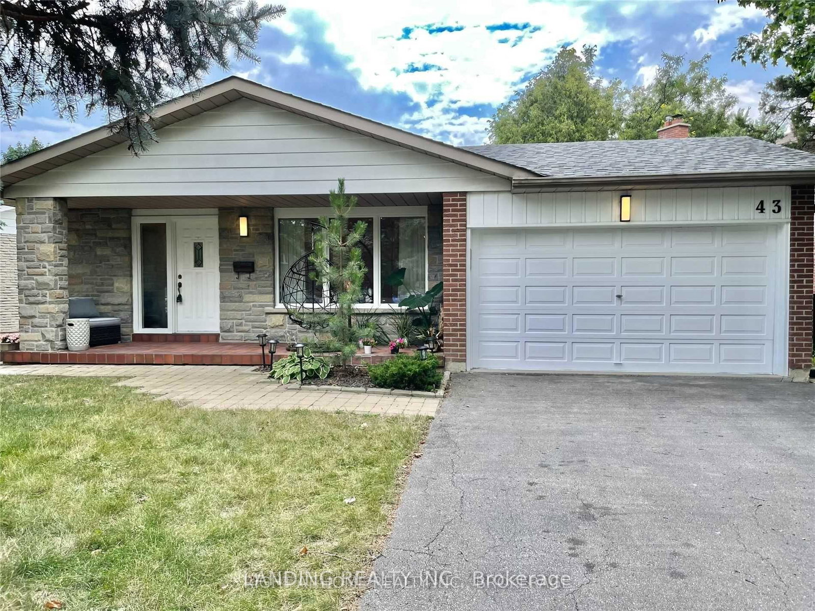43-shieldmark-crescent-markham-ontario-n12011015