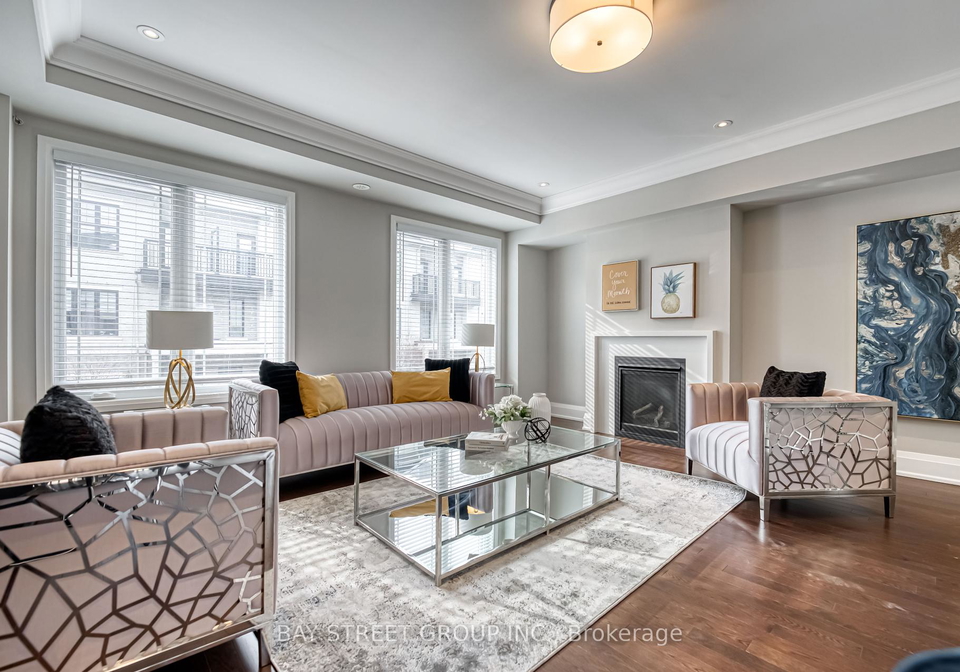 384-highway-7-e-richmond-hill-ontario-n12015988
