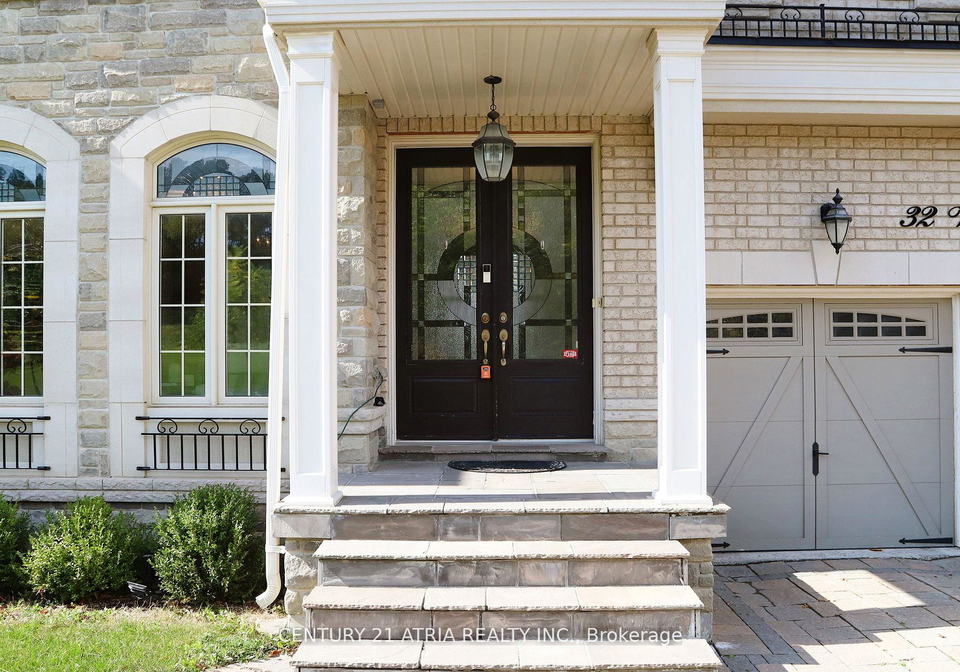 32-vines-place-aurora-ontario-n12028216