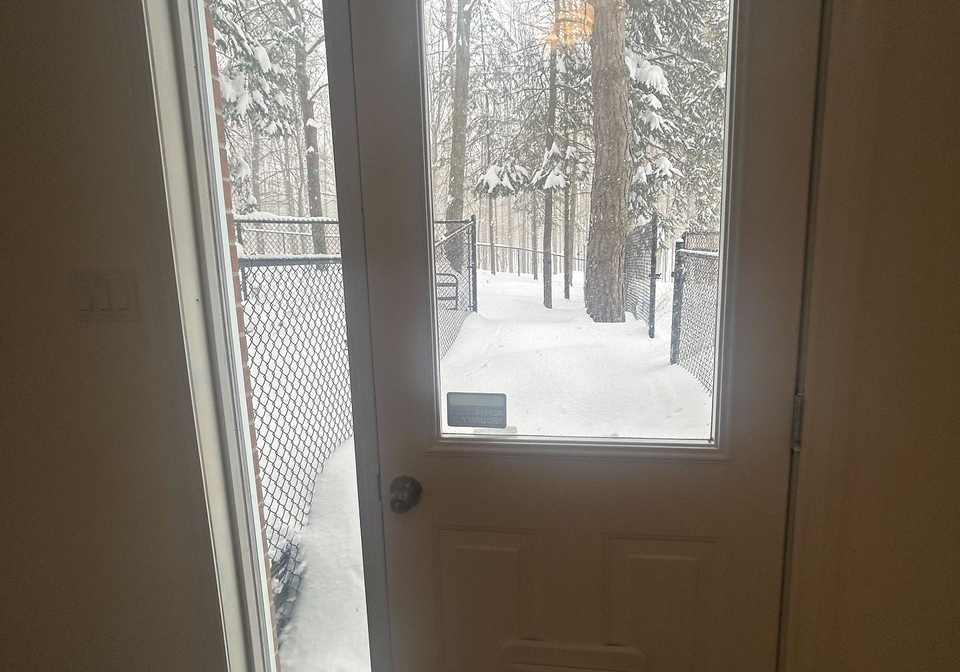 18-loggers-trail-whitchurch-stouffville-ontario-n12044279