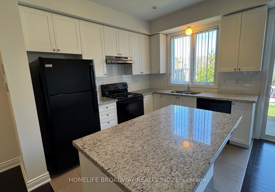 717-wendy-culbert-crescent-newmarket-ontario-n12046032