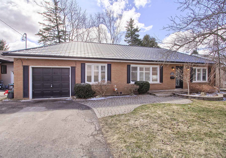182-hurd-street-bradford-west-gwillimbury-ontario-n12047311