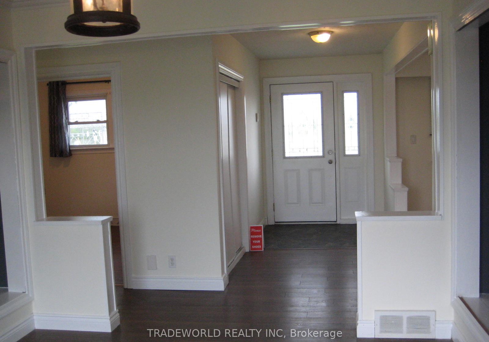 23497-woodbine-avenue-georgina-ontario-n12084363