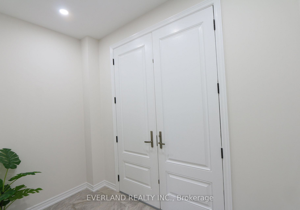 26-read-street-aurora-ontario-n12086027