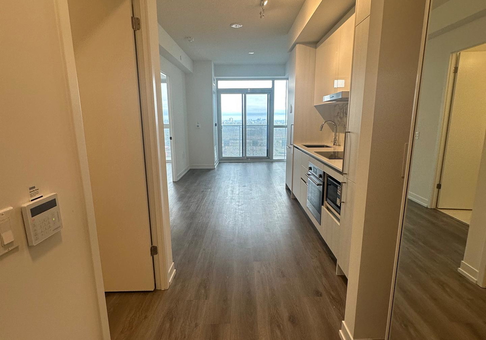 225-commernce-street-vaughan-ontario-n12094368