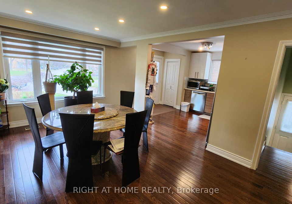 202-zelda-crescent-richmond-hill-ontario-n12094471