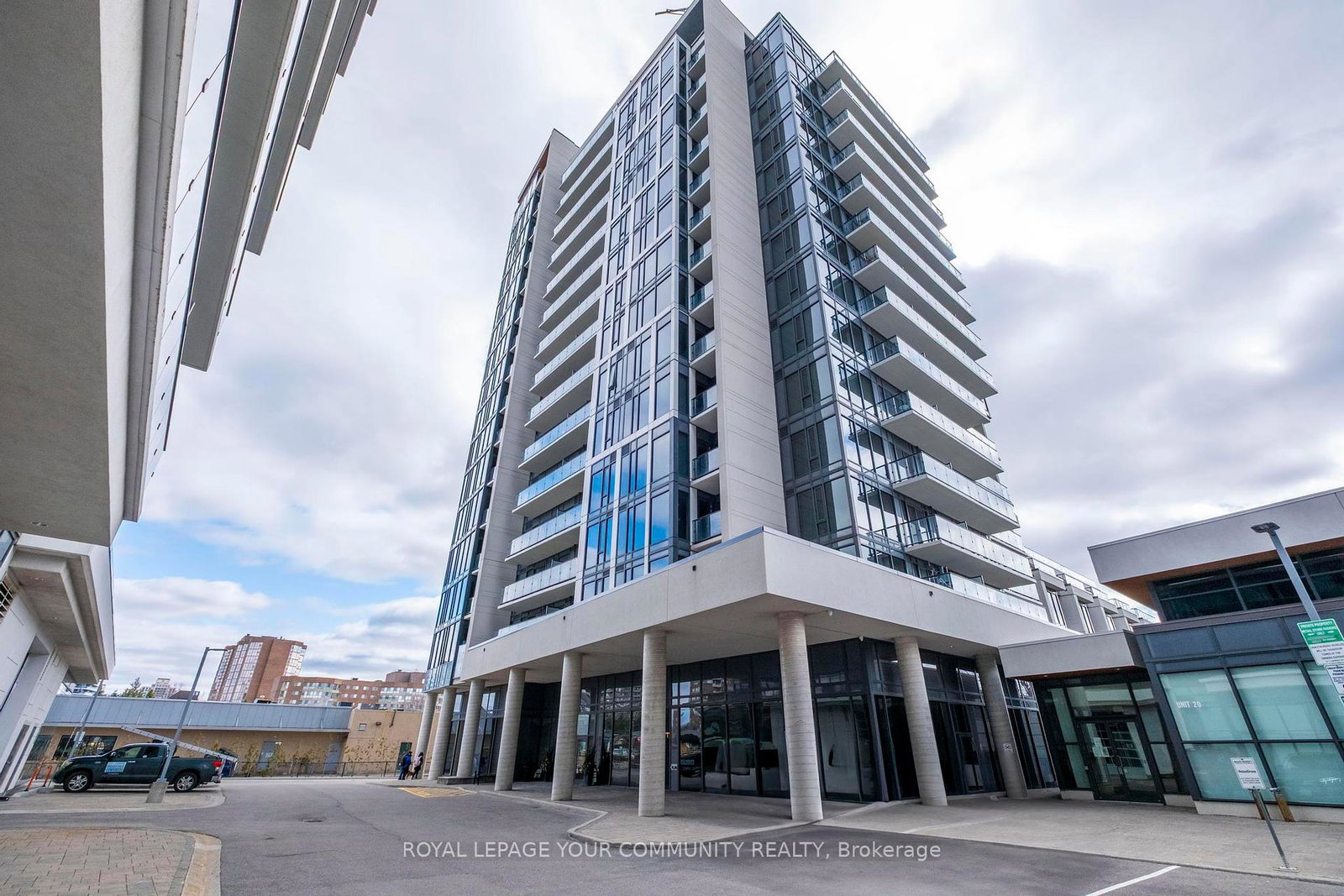 9618-yonge-street-richmond-hill-ontario-n12097839