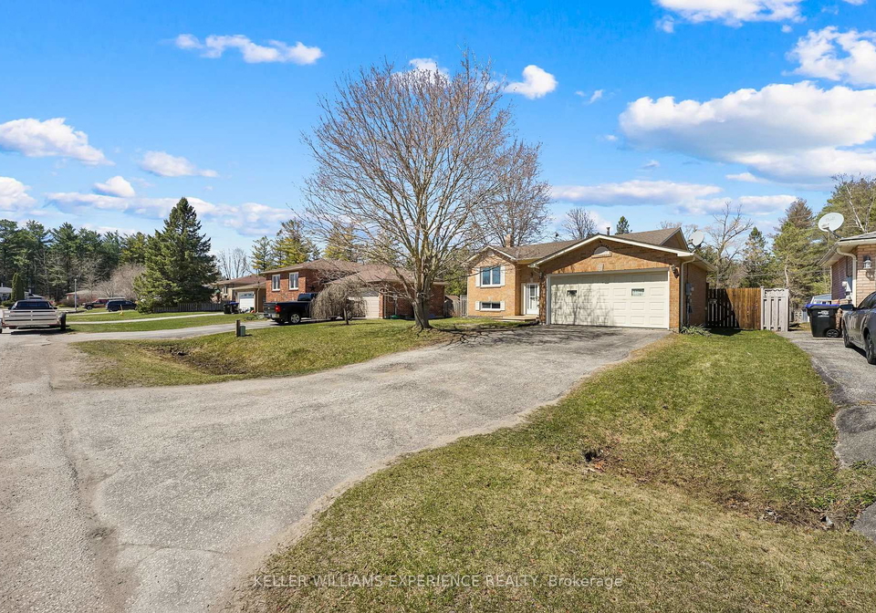 11-mccarthy-crescent-essa-ontario-n12101697
