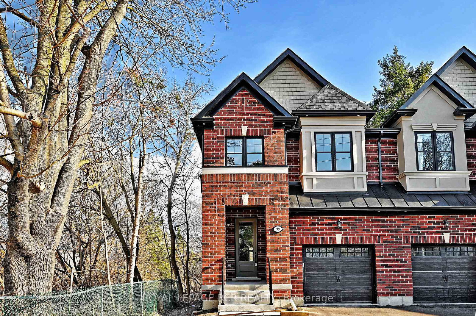 99-mosley-street-aurora-ontario-n12101900