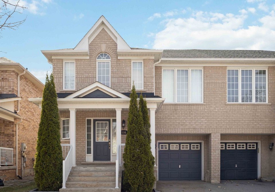 186-gail-parks-crescent-newmarket-ontario-n12103662