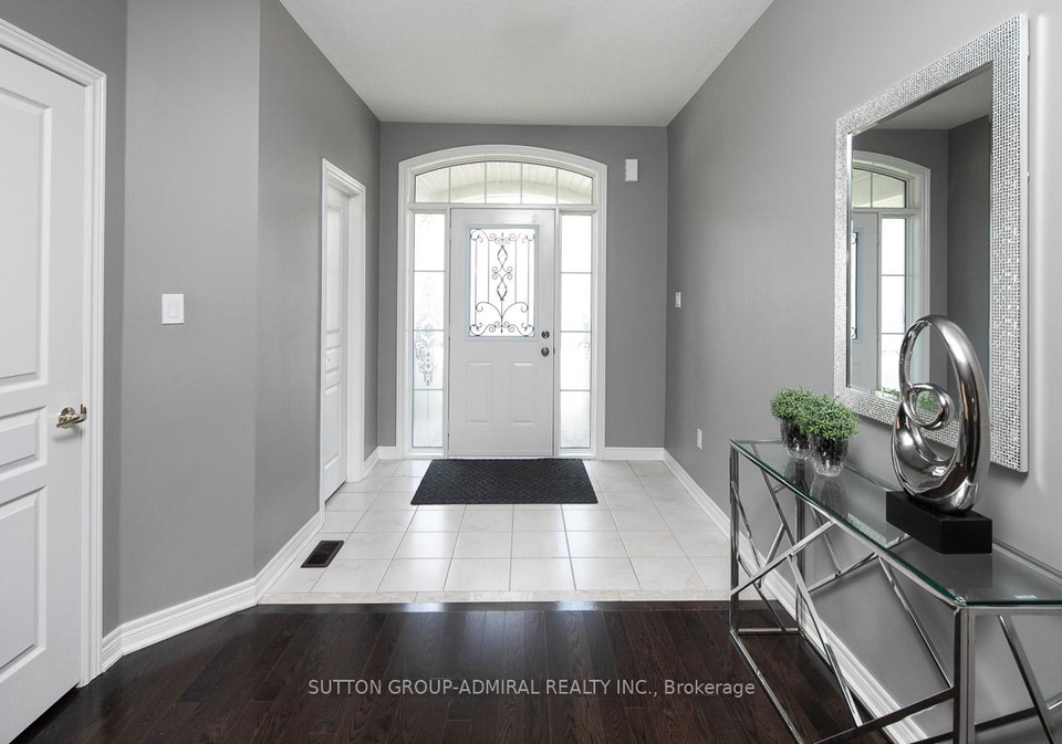 1284-shortree-terrace-newmarket-ontario-n12111562