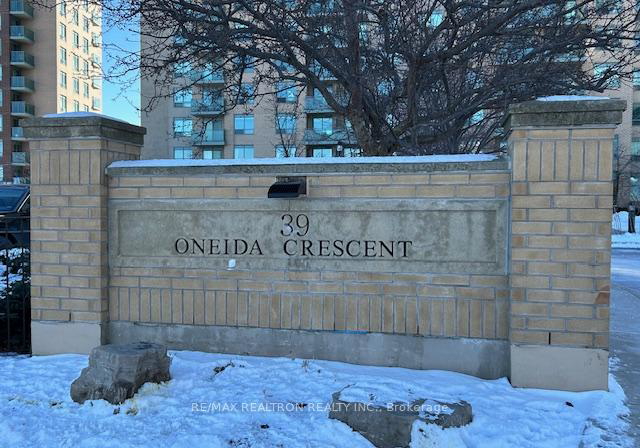 39-oneida-crescent-richmond-hill-ontario-n12115154