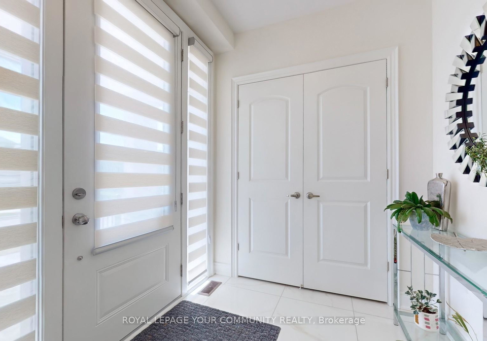 161-silk-twist-drive-east-gwillimbury-ontario-n12117501