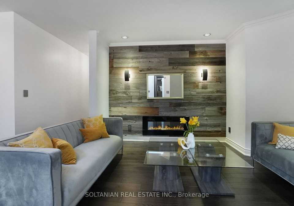 157-bothwell-crescent-newmarket-ontario-n12120167