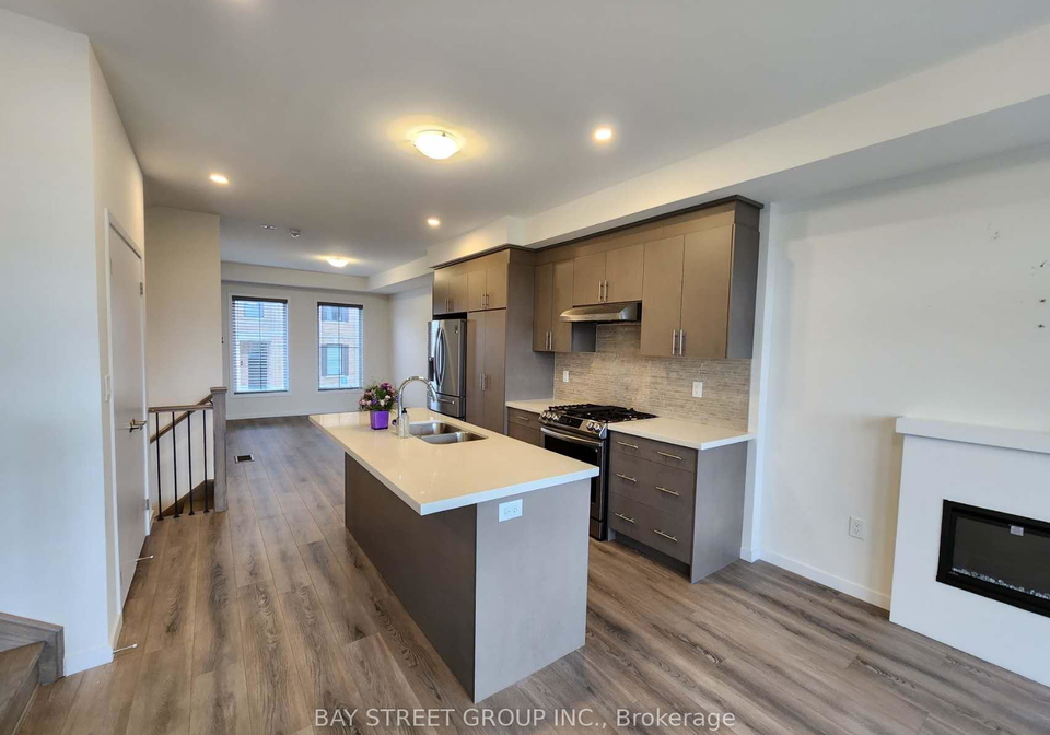 70-seacoasts-circle-vaughan-ontario-n12120378