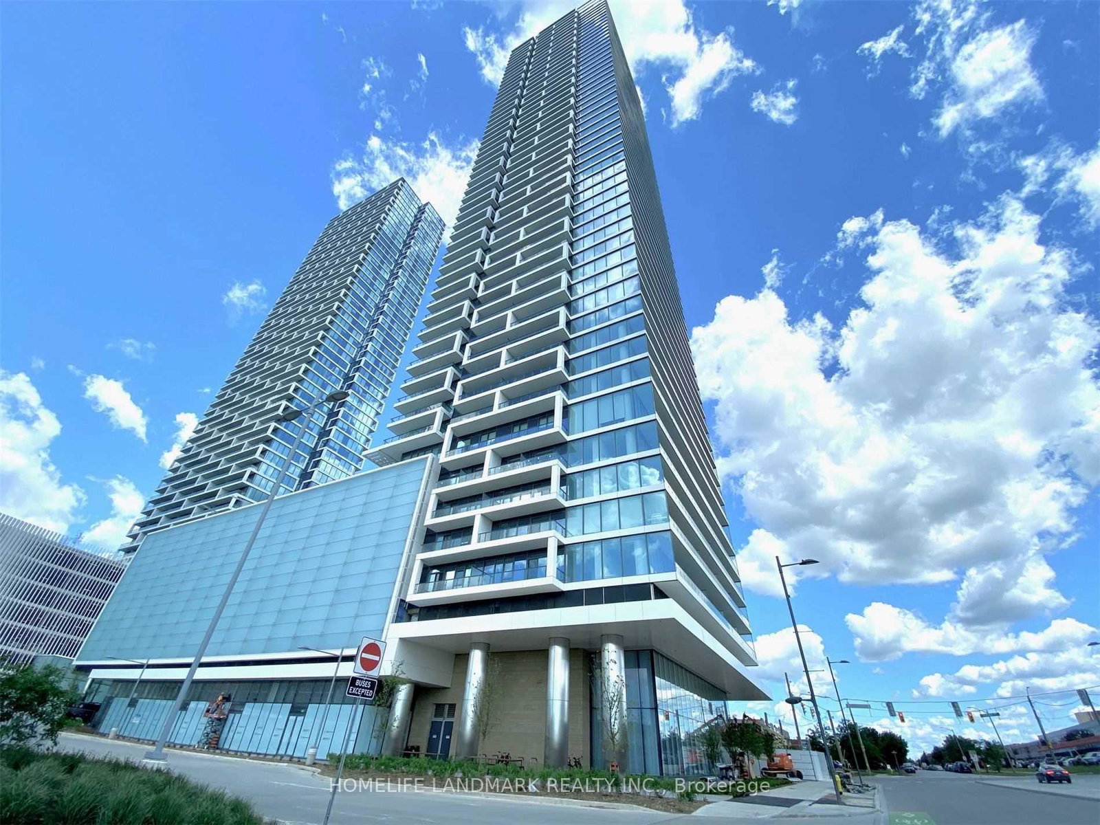950-portage-parkway-vaughan-ontario-n12122347