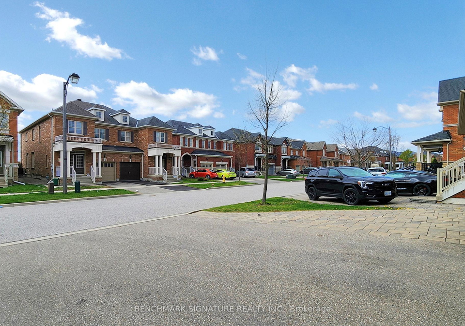 12-staglin-court-markham-ontario-n12122679