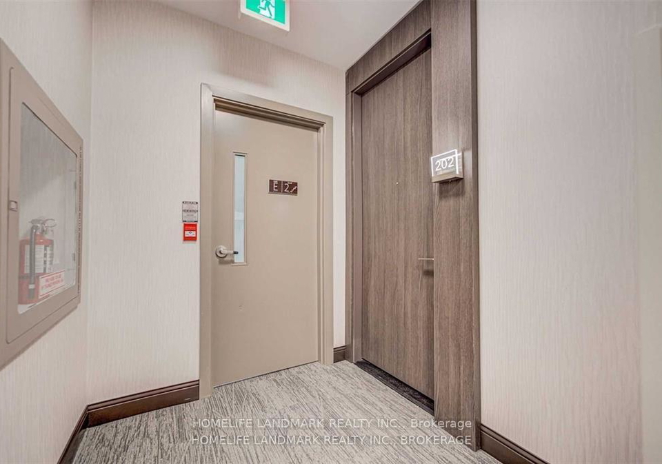 15-water-walk-drive-markham-ontario-n12123259