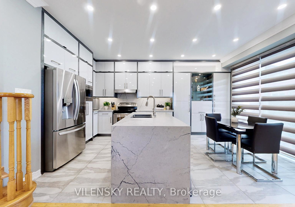 2-stookes-crescent-richmond-hill-ontario-n12124230