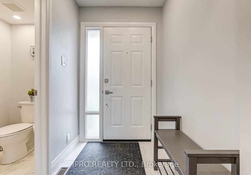 260-avenue-road-richmond-hill-ontario-n12125929