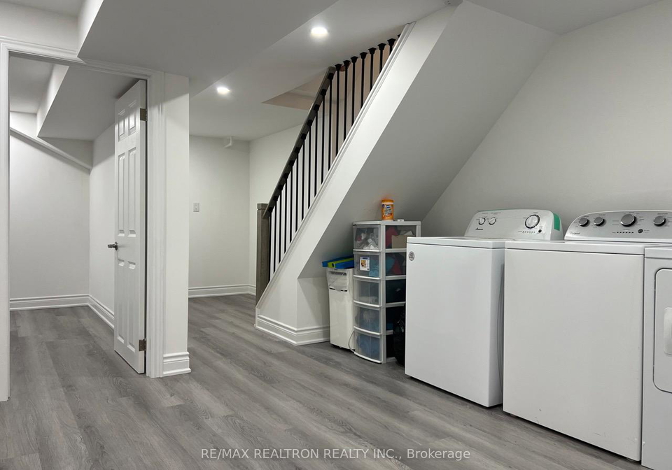 9-merrylynn-drive-richmond-hill-ontario-n12129720