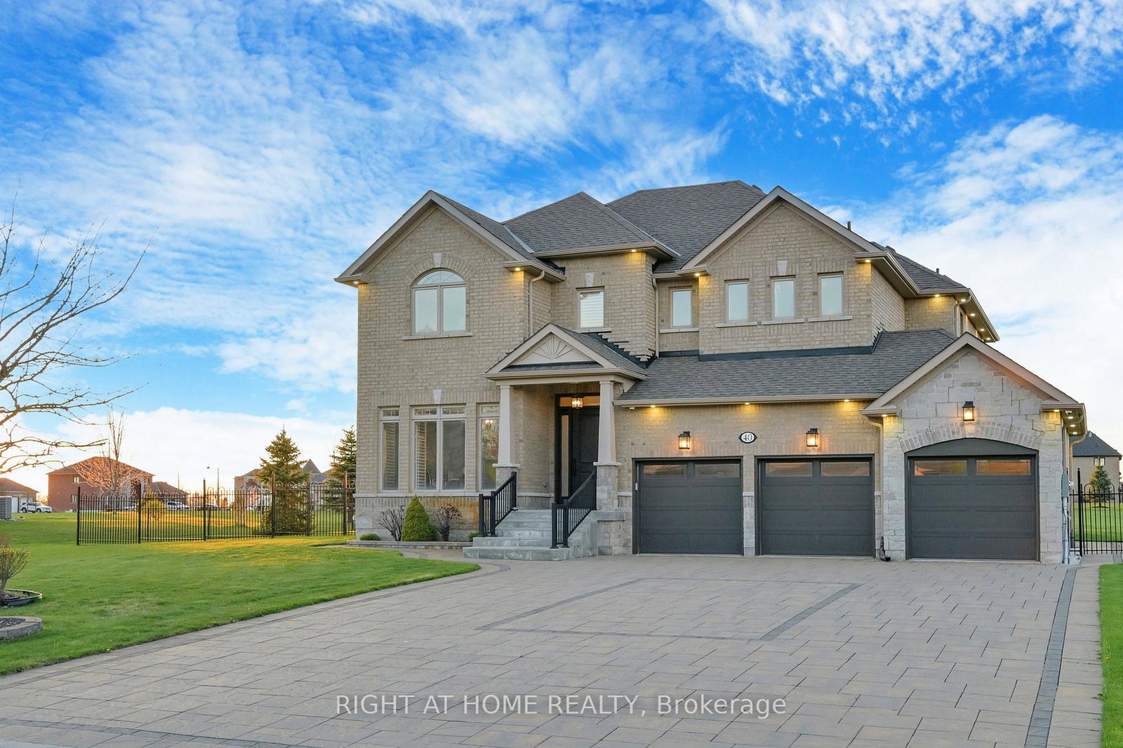 40-stonesthrow-crescent-uxbridge-ontario-n12138339