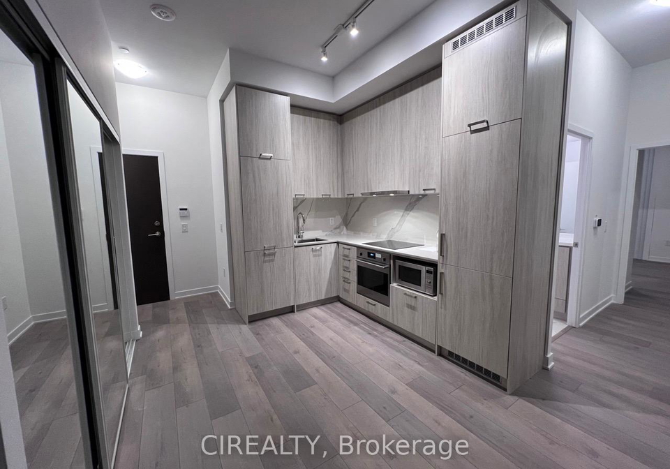 38-honeycrisp-crescent-vaughan-ontario-n12138342