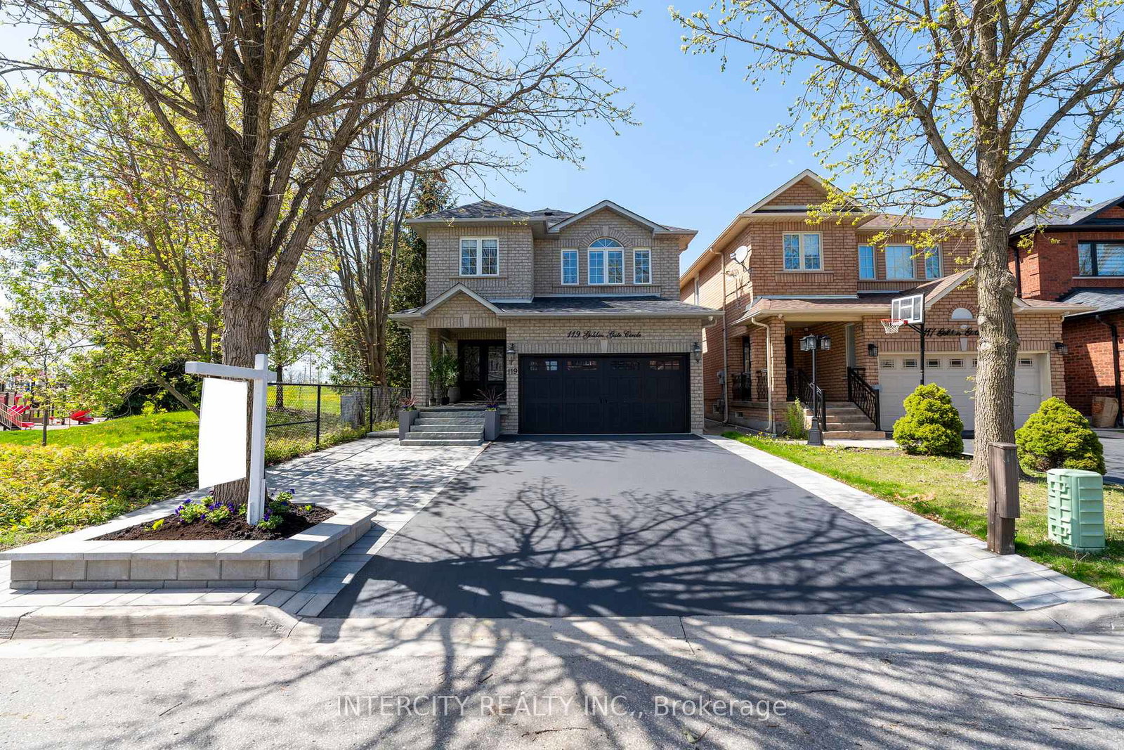 119-golden-gate-circle-vaughan-ontario-n12139838