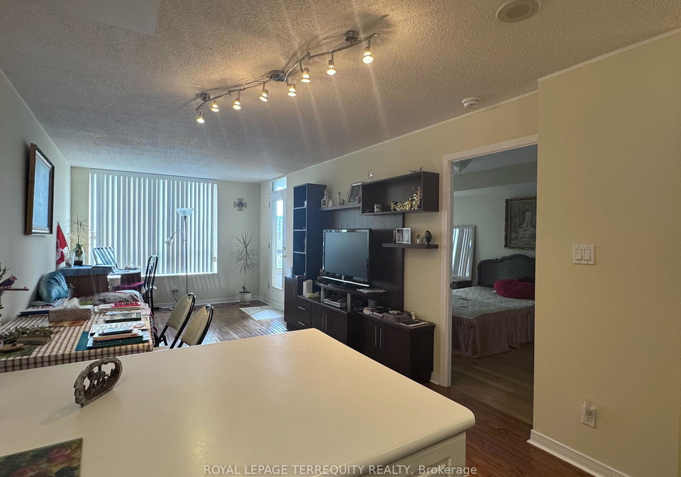 19-northern-heights-drive-richmond-hill-ontario-n12140193