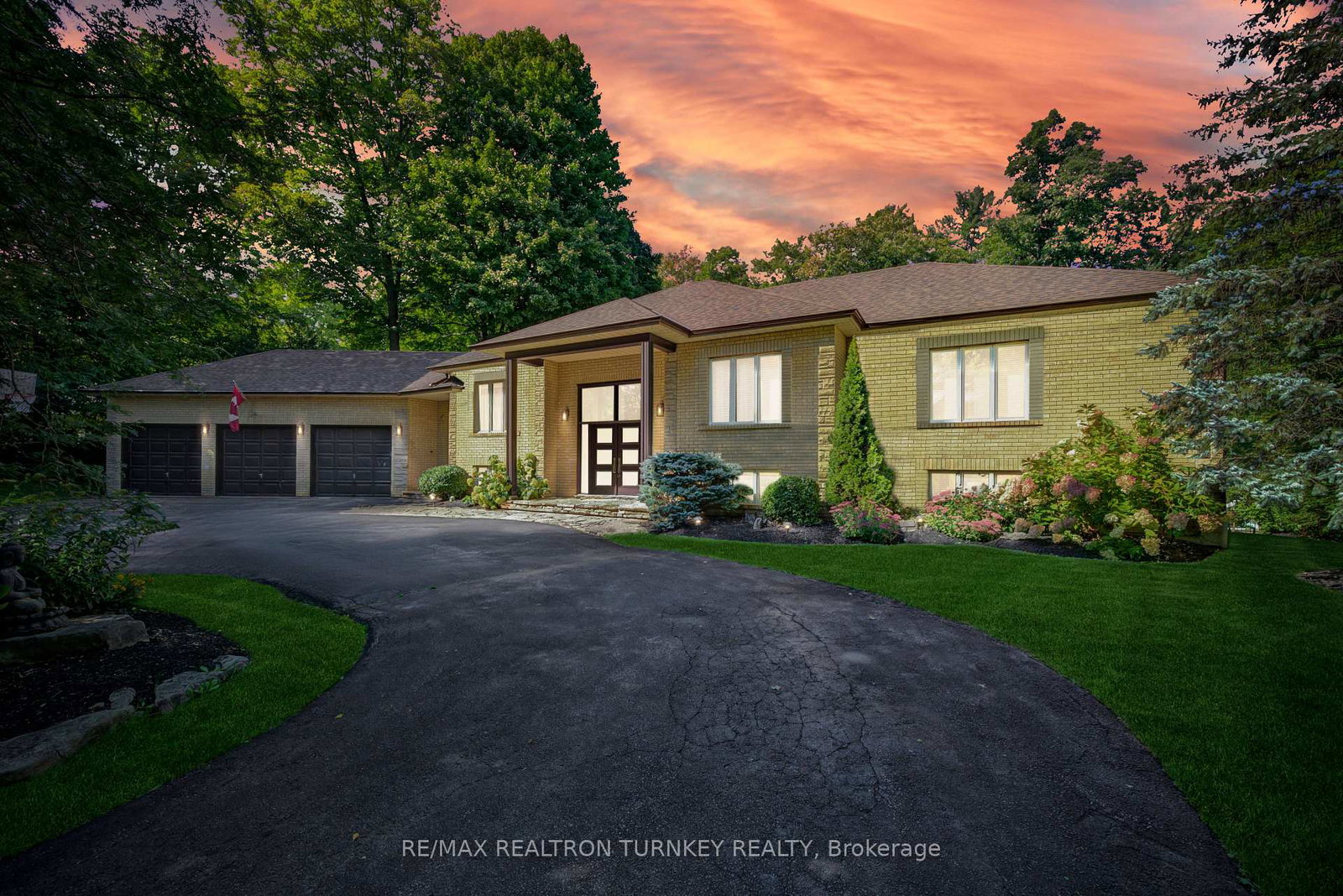 22-sherwood-glen-east-gwillimbury-ontario-n12142116