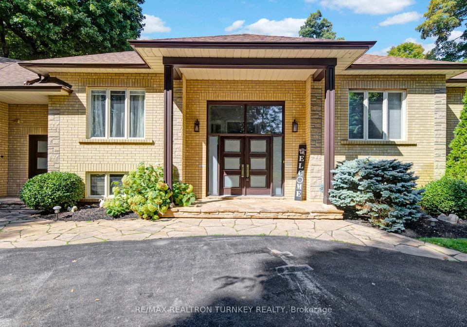 22-sherwood-glen-east-gwillimbury-ontario-n12142116