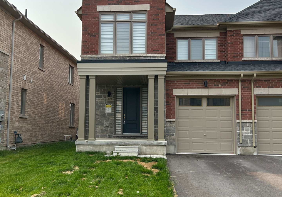 210-thompson-drive-east-gwillimbury-ontario-n12142714