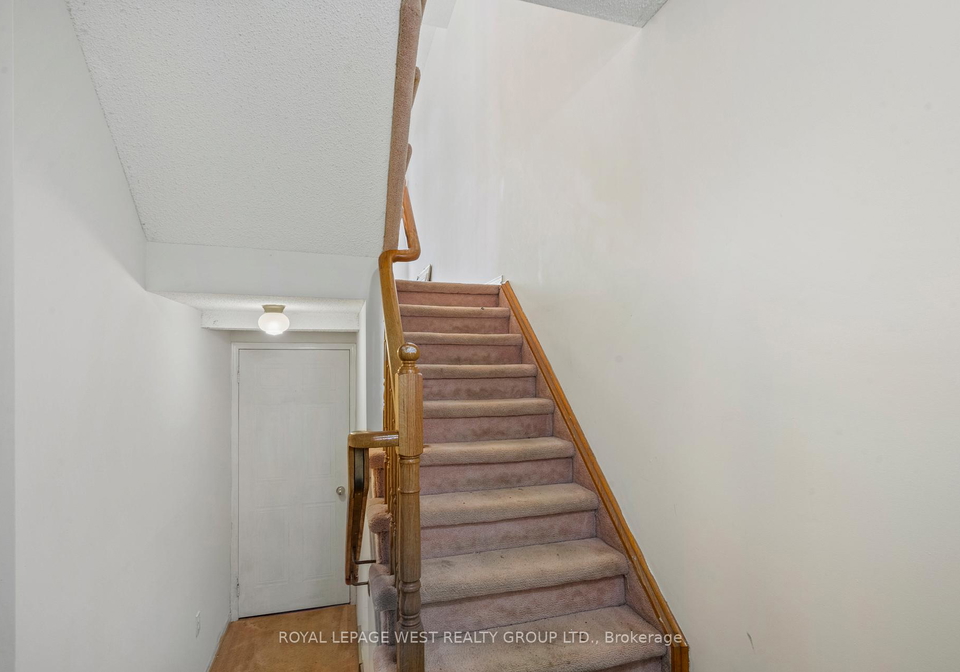 353-riddell-court-newmarket-ontario-n12143665