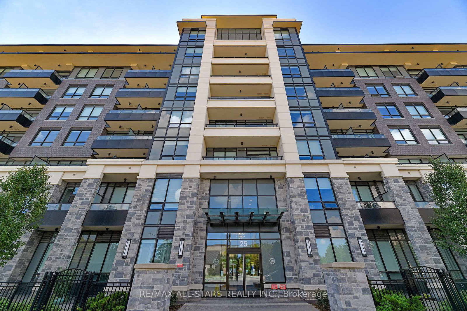 25-water-walk-drive-markham-ontario-n12145069