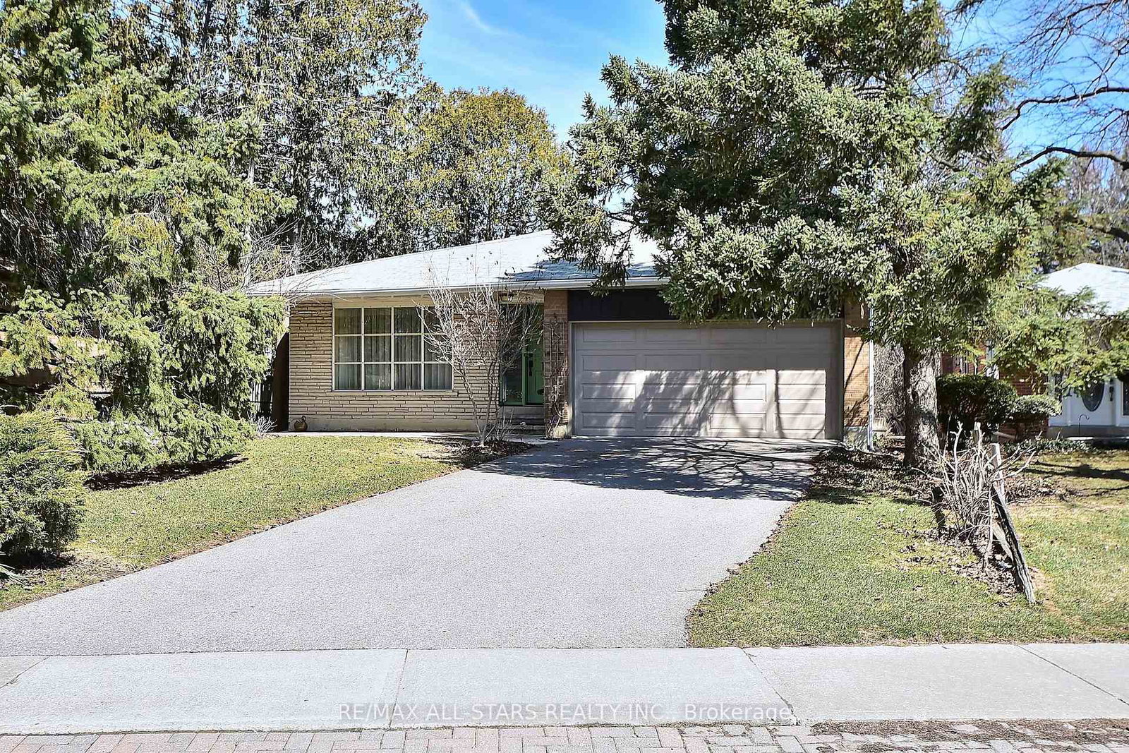 125-fred-varley-drive-markham-ontario-n12145336